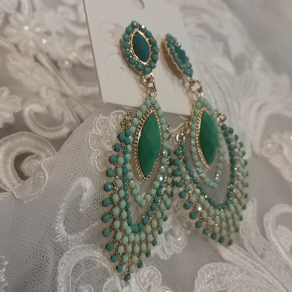 Boho Beaded Fashion Pierced Earrings - Picture 4 of 6